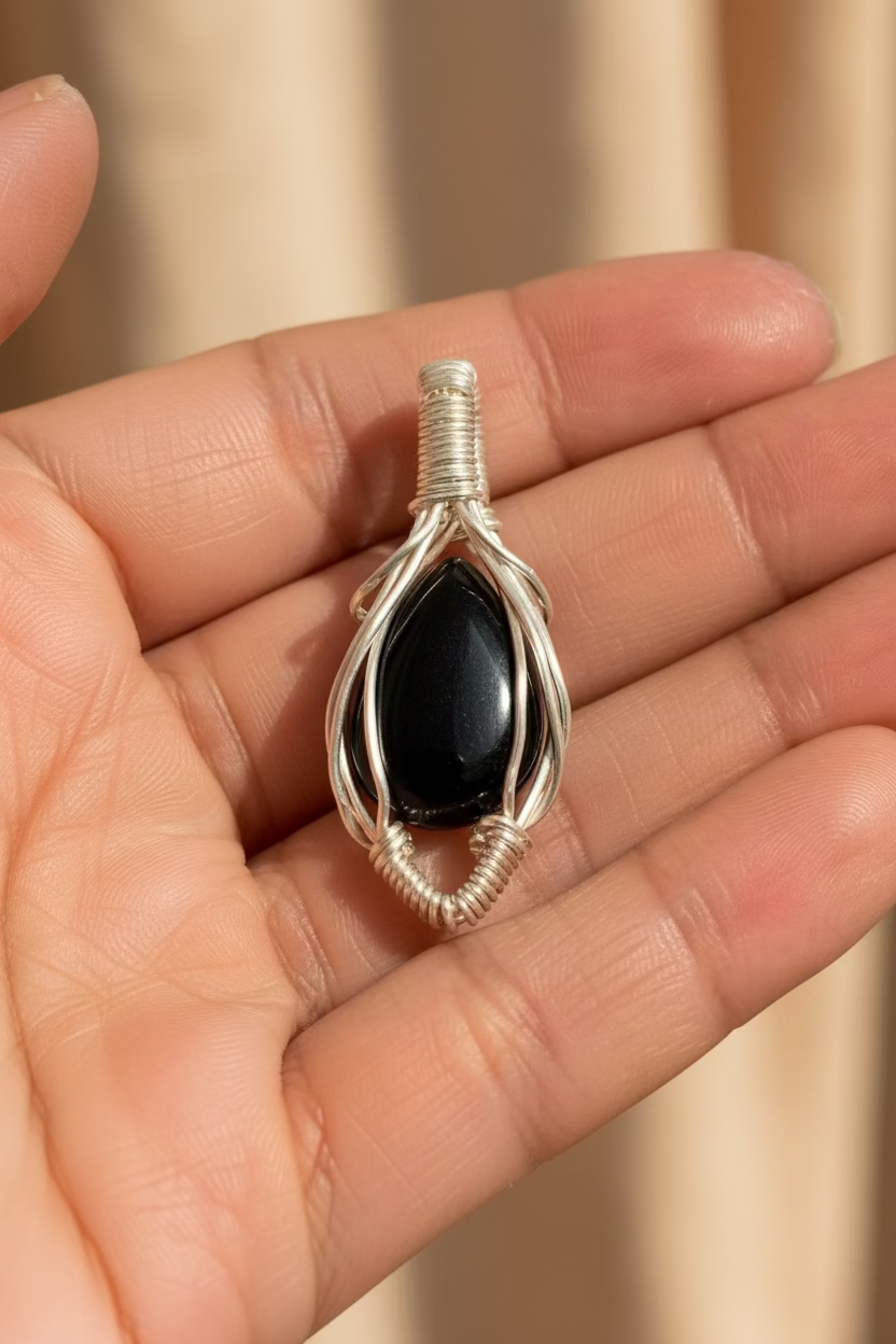 Black Cabochon Pendant – Silver-Toned Copper Wire Wrapped (4 cm)